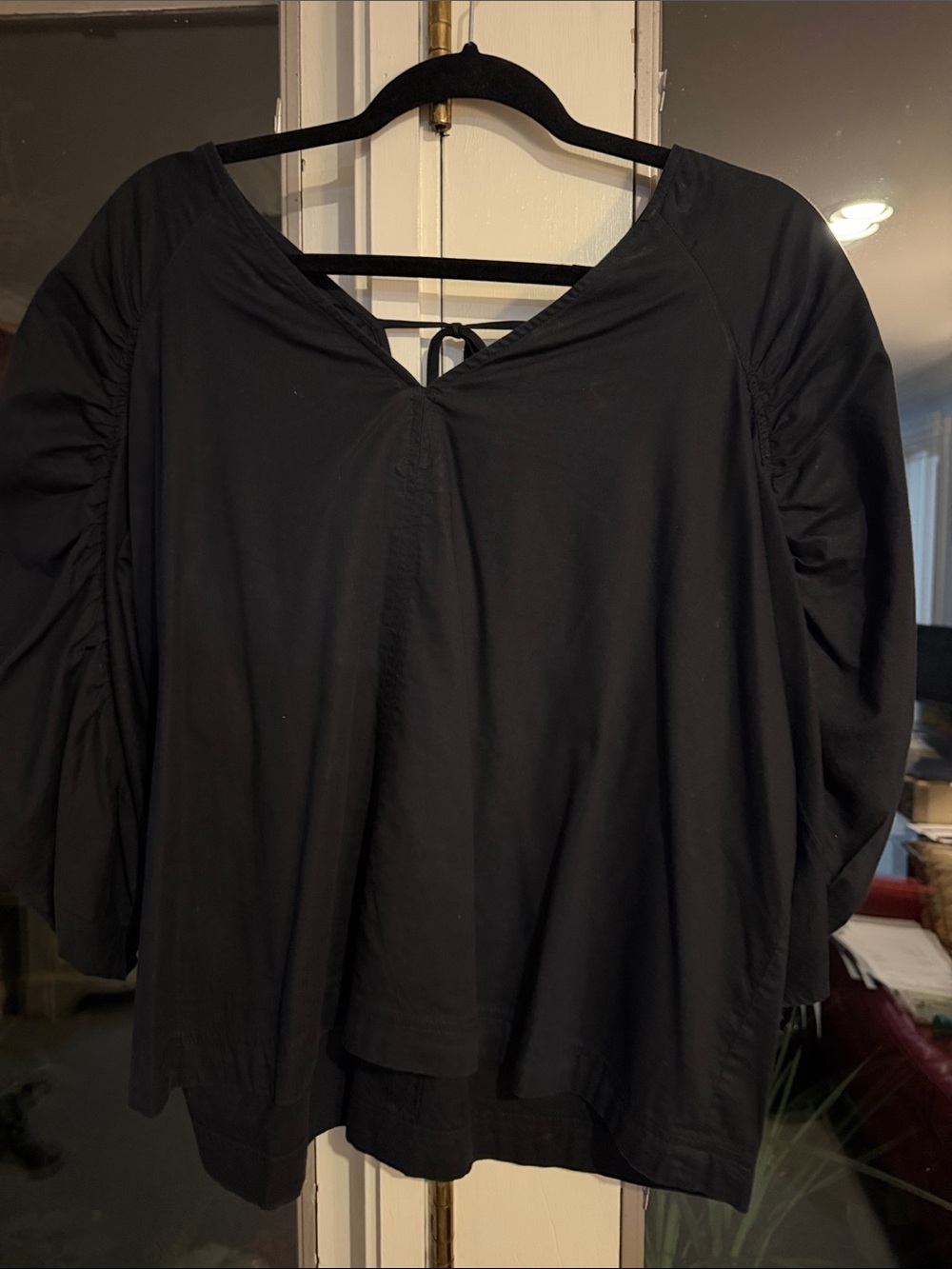 LOFT Black V-Neck Ruched Balloon Sleeve Tunic